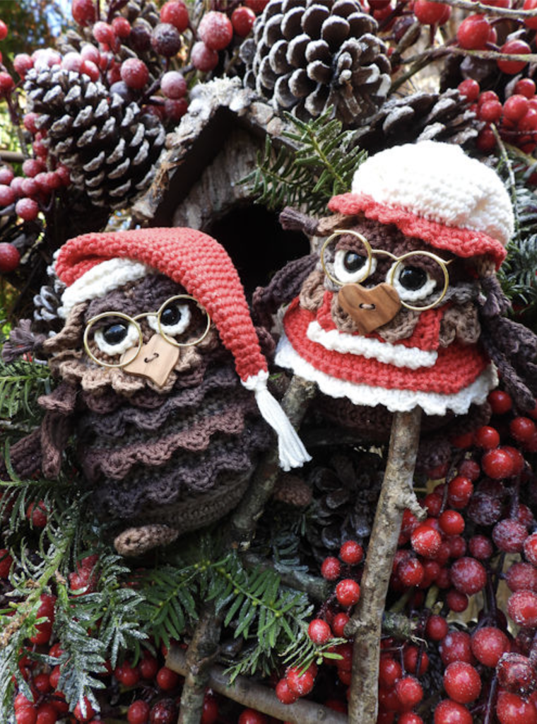 Funny Christmas owls set