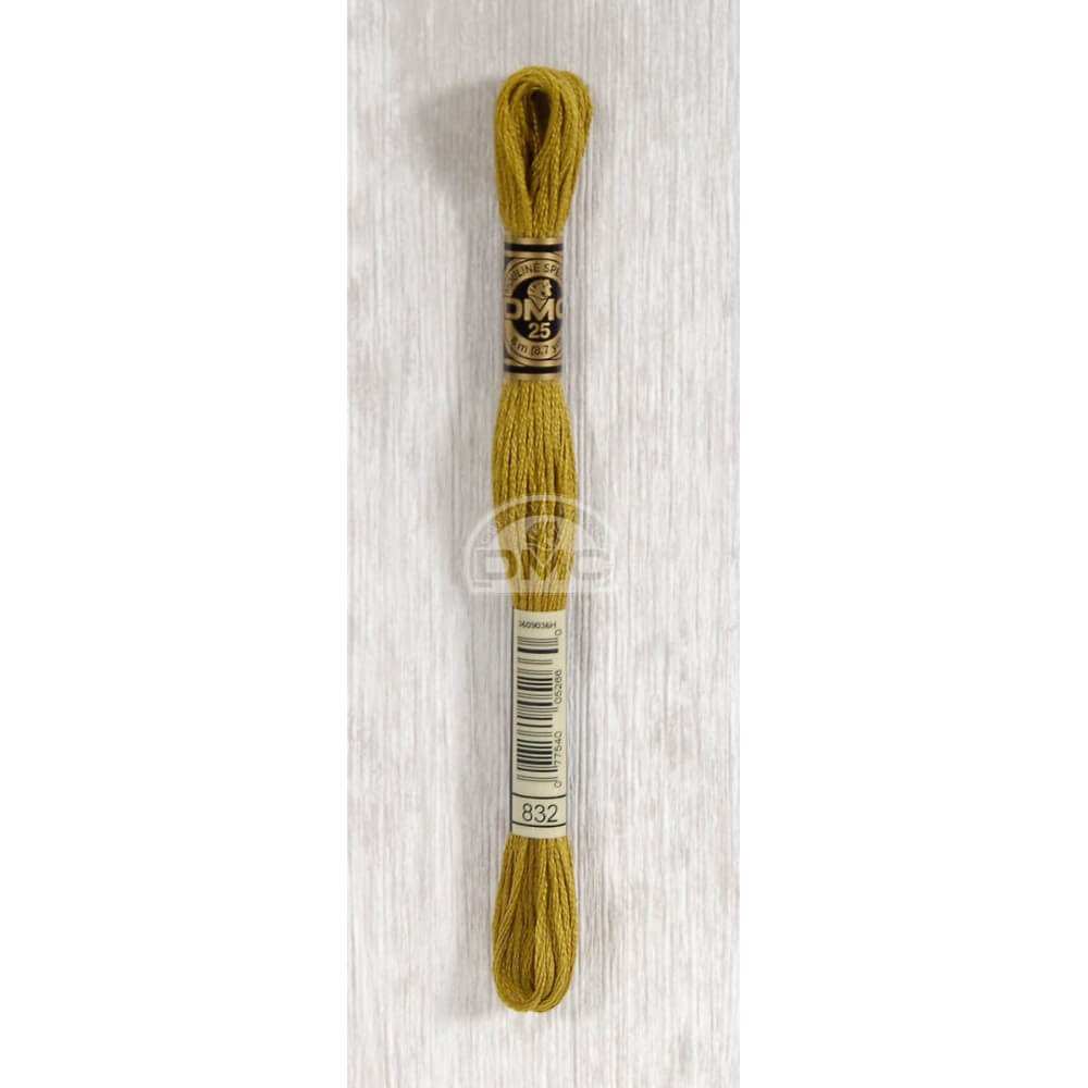 DMC Mouliné splijtzijde 8m - 0832