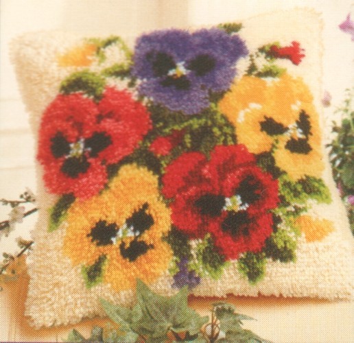 Knoopkussen kit kleurige bloemen