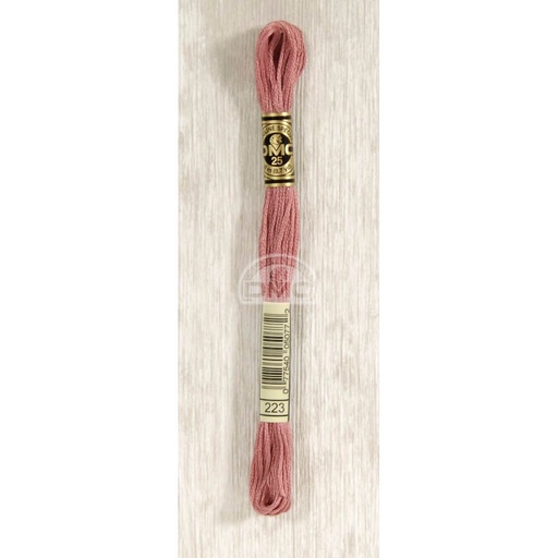 [117MC-0223] DMC Mouliné splijtzijde 8m - 0223