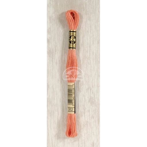 [117MC-0352] DMC Mouliné splijtzijde 8m - 0352
