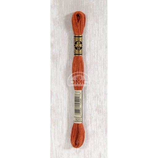 [117MC-0920] DMC Mouliné splijtzijde 8m - 0920