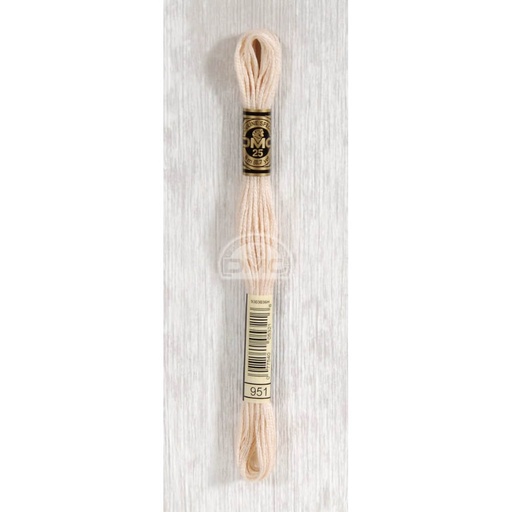 [117MC-0951] DMC Mouliné splijtzijde 8m - 0951
