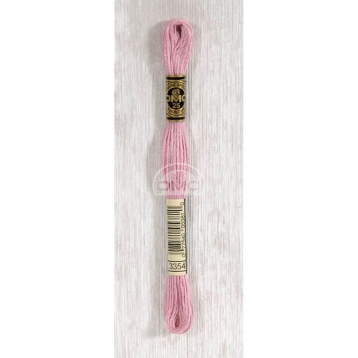 [117MC-3354] DMC Mouliné splijtzijde 8m - 3354
